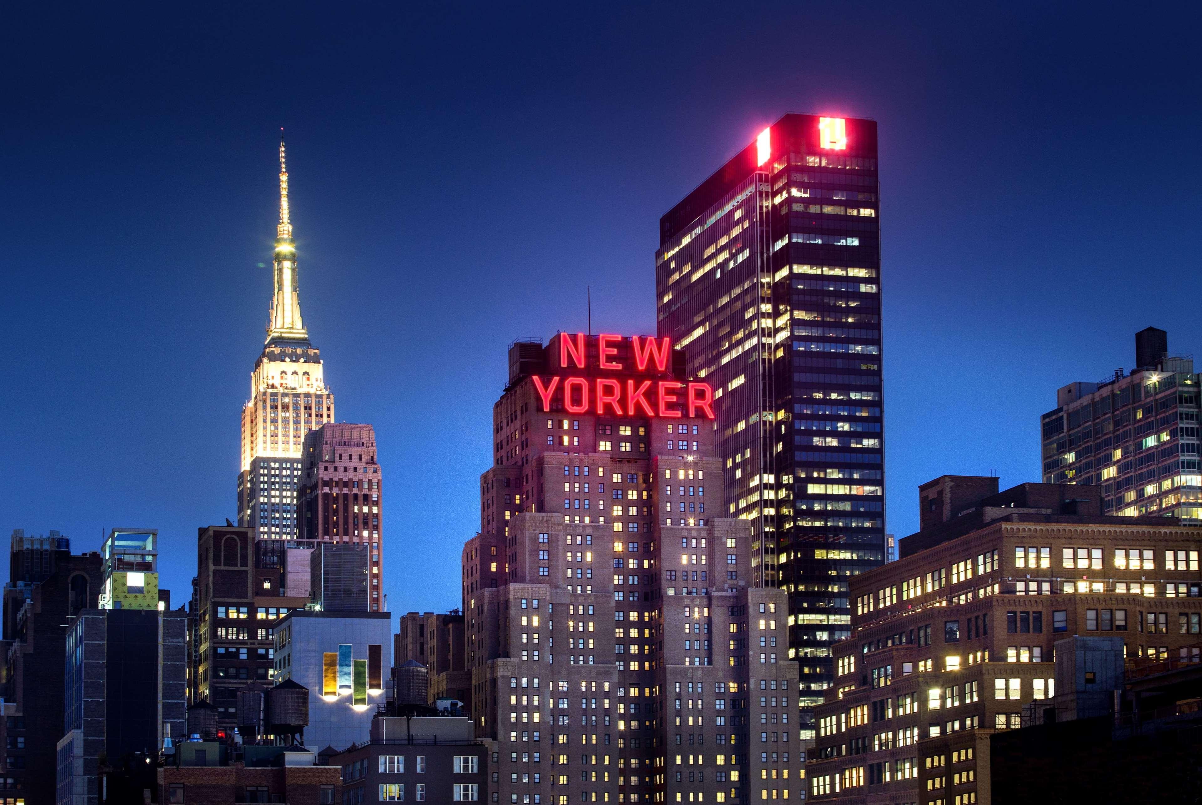The New Yorker, A Wyndham Hotel Exterior foto New York City skyline at night.
